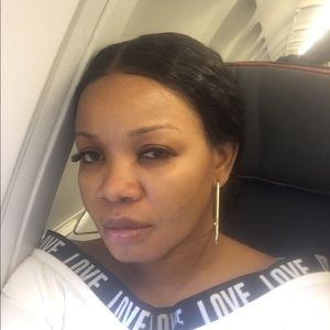 Meet your Posher, Muna